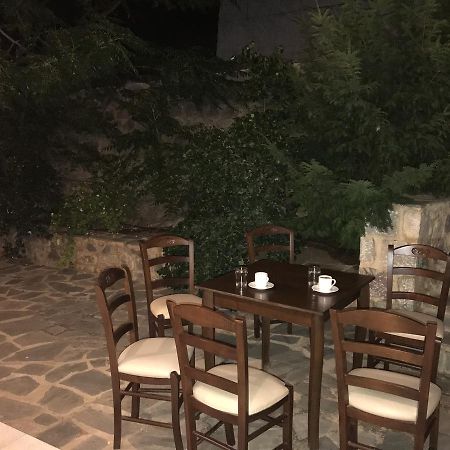 Xenonas Nikia Otel Yerákion Dış mekan fotoğraf